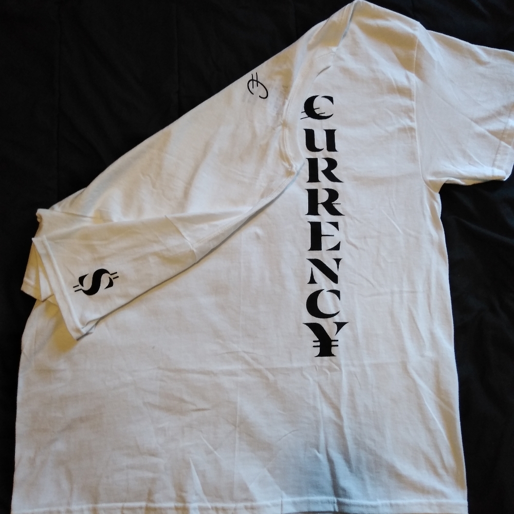 New Brand!{€URRENC¥ Unite Clothing}T-shirts XL